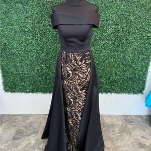 Elegant Black and Cream Off-Shoulder Gown
